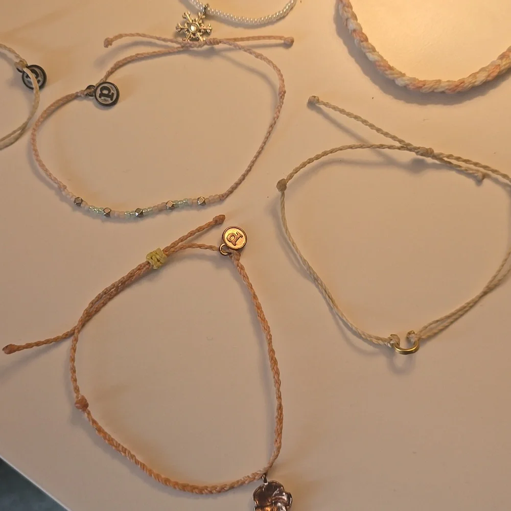 Set Of 11 Pura Vida Bracelets! - Picture 4 of 4